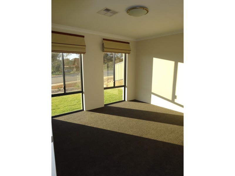 63 Charles Street, Bluff Point WA 6530