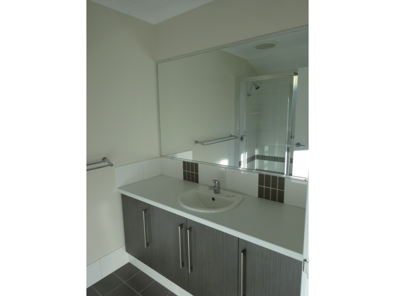 63 Charles Street, Bluff Point WA 6530