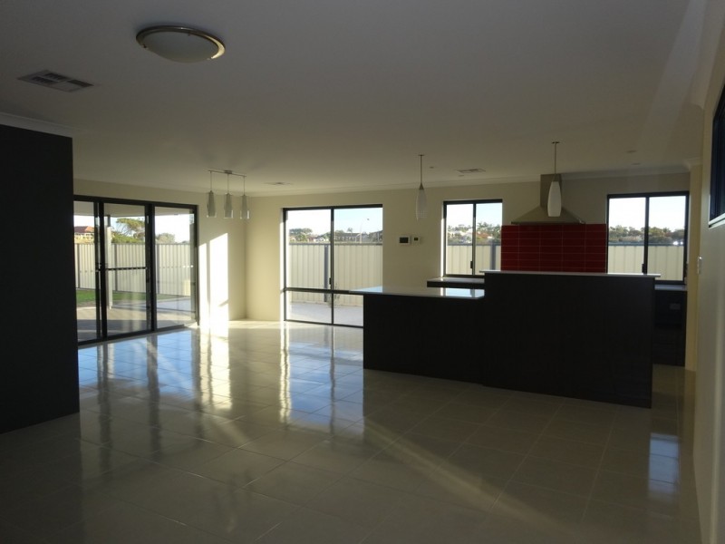 63 Charles Street, Bluff Point WA 6530