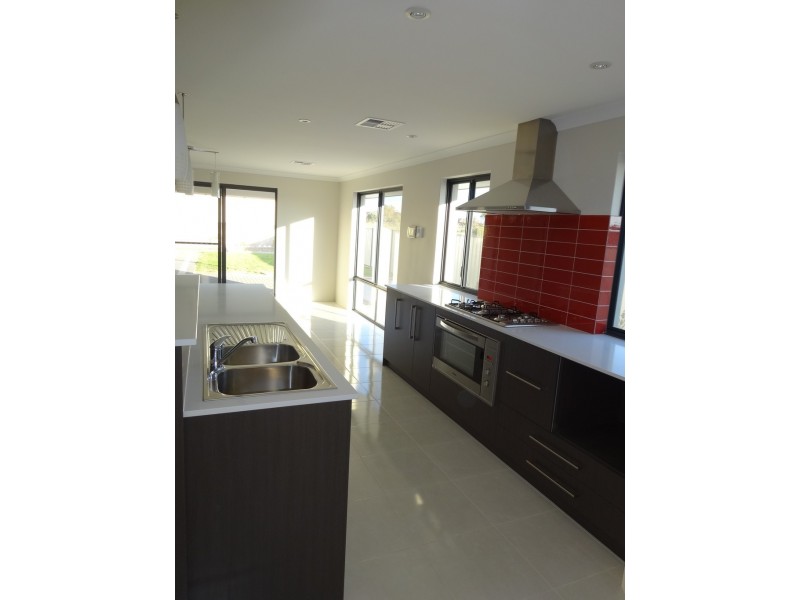 63 Charles Street, Bluff Point WA 6530