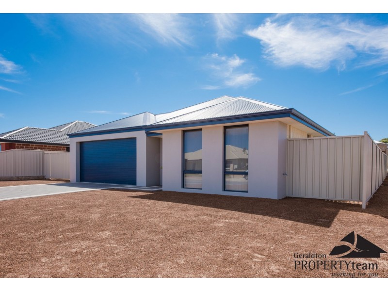 17 Windward Way, Drummond Cove WA 6532