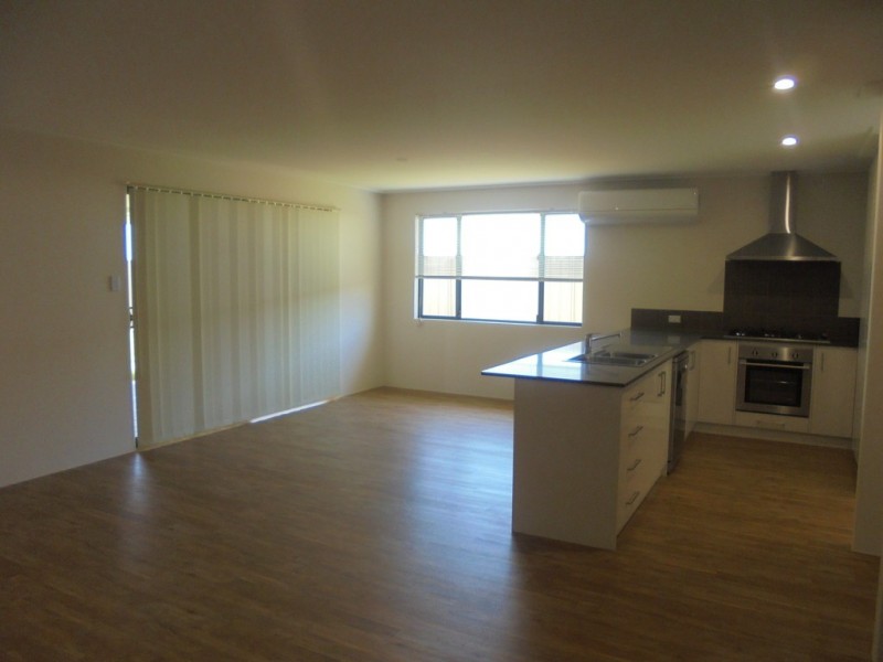 24 Swell Terrace, Glenfield WA 6532