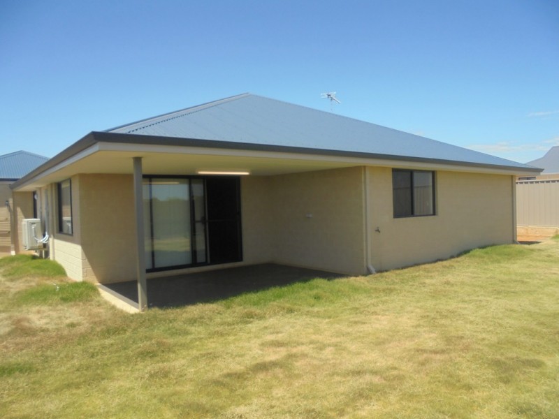 24 Swell Terrace, Glenfield WA 6532