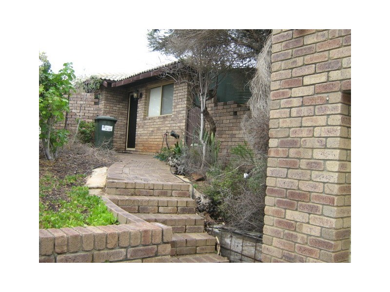 27 Eastcott Wat TARCOOLA BEACH, Geraldton WA 6530