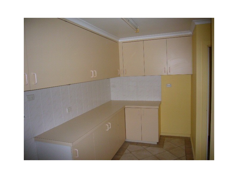 10  Devenish Street, Utakarra WA 6530