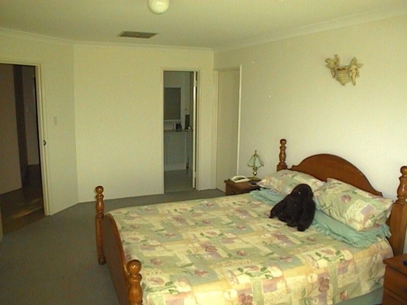 20 Dante Tarn, Wandina WA 6530