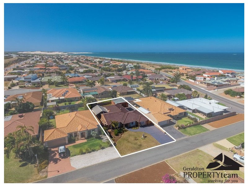6 Moffatt Place, Tarcoola Beach WA 6530