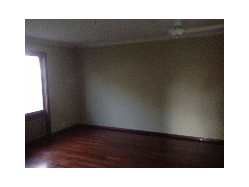 10 Kenny Crescent, Rangeway WA 6530