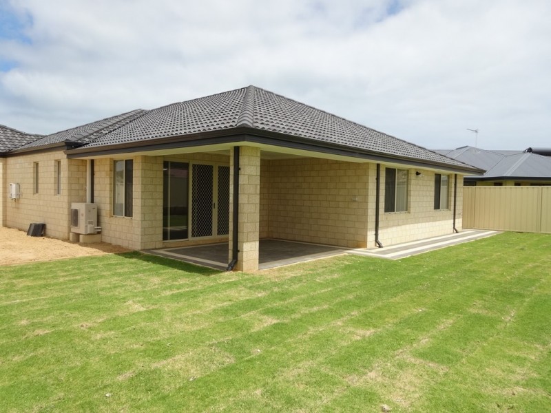 3 Periwinkle Street, Drummond Cove WA 6532