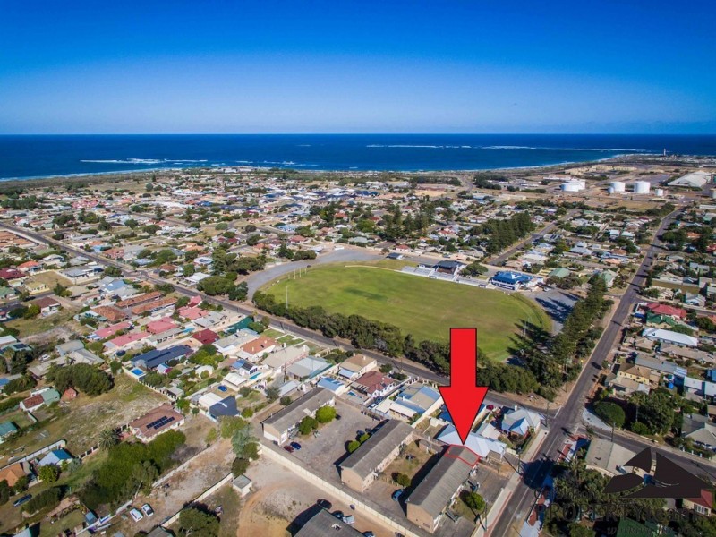 8/141 Augustus Street, Geraldton WA 6530