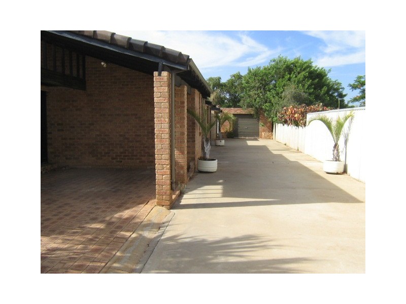 21 Elphick Avenue BLUFF POINT, Geraldton WA 6530