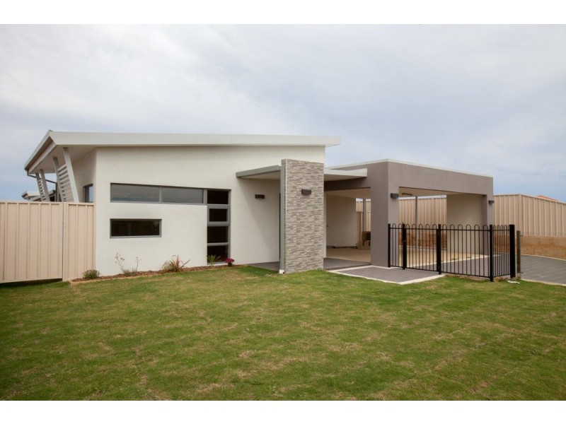 7 Lapwing Way, Wandina WA 6530
