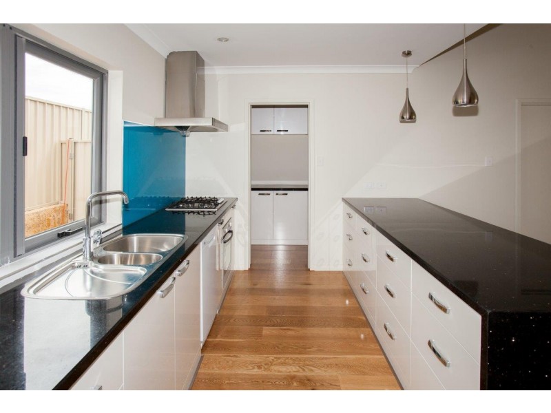 7 Lapwing Way, Wandina WA 6530