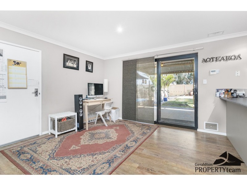 22 Coveside Way, Drummond Cove WA 6532