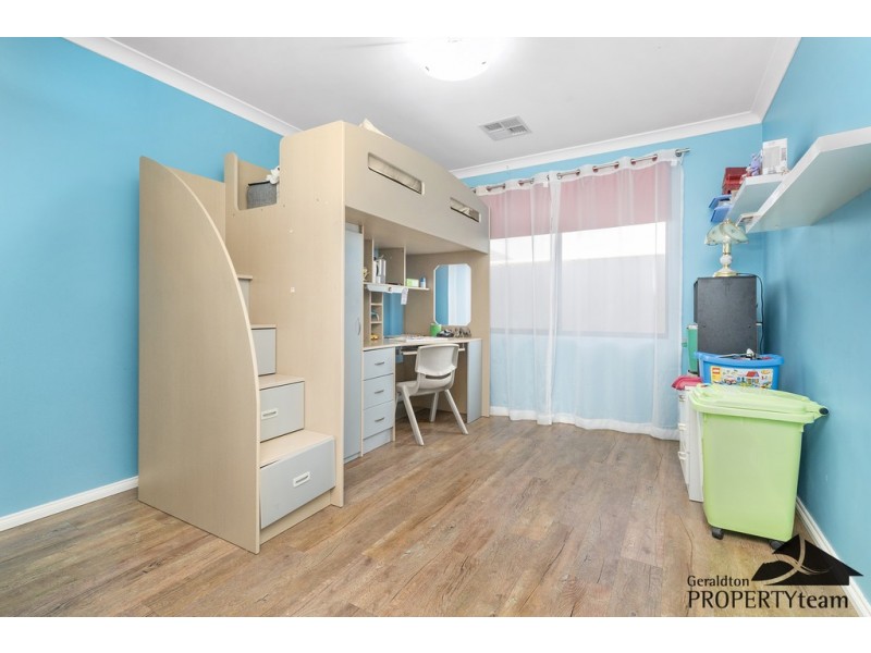 22 Coveside Way, Drummond Cove WA 6532