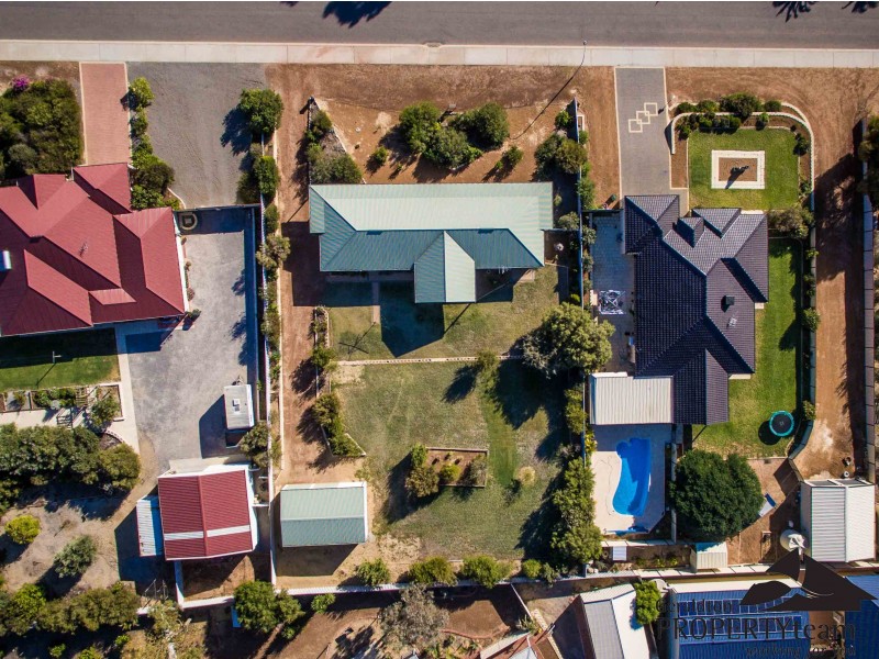 36 Tersonia Way, Strathalbyn WA 6530