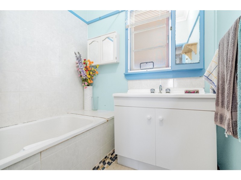 117 Fraser Street, Beachlands WA 6530