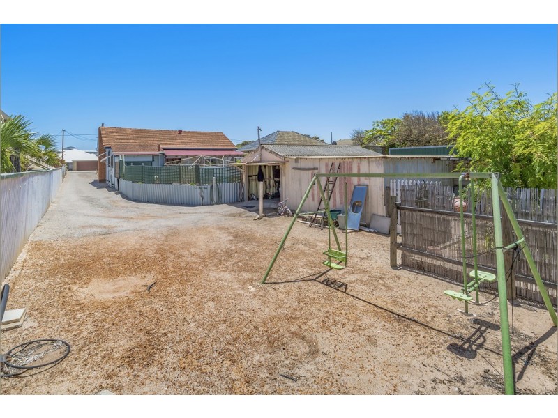 117 Fraser Street, Beachlands WA 6530