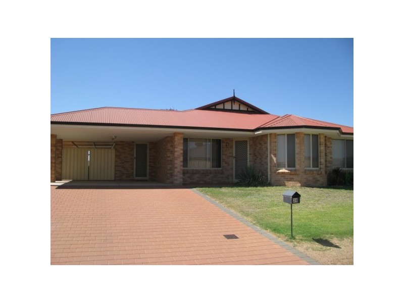 28 Iduna Road, Wandina WA 6530
