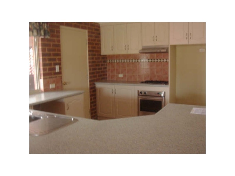 11 Hillview Drive, DRUMMOND COVE, Geraldton WA 6530