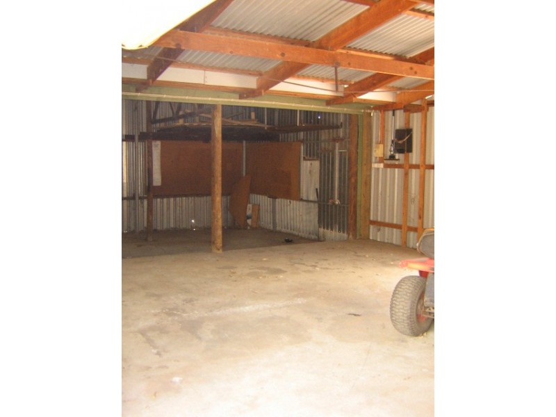 210 Wells Road, Geraldton WA 6530