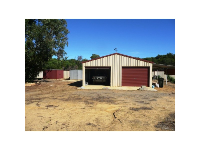 12 Begonia Court, Strathalbyn WA 6530