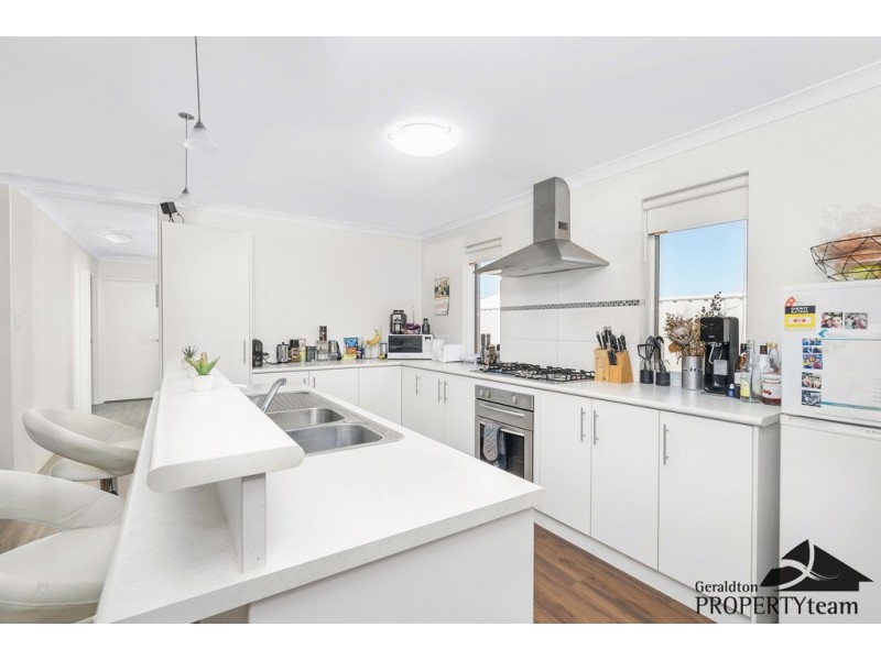 15 Poseidon Way, Glenfield WA 6532