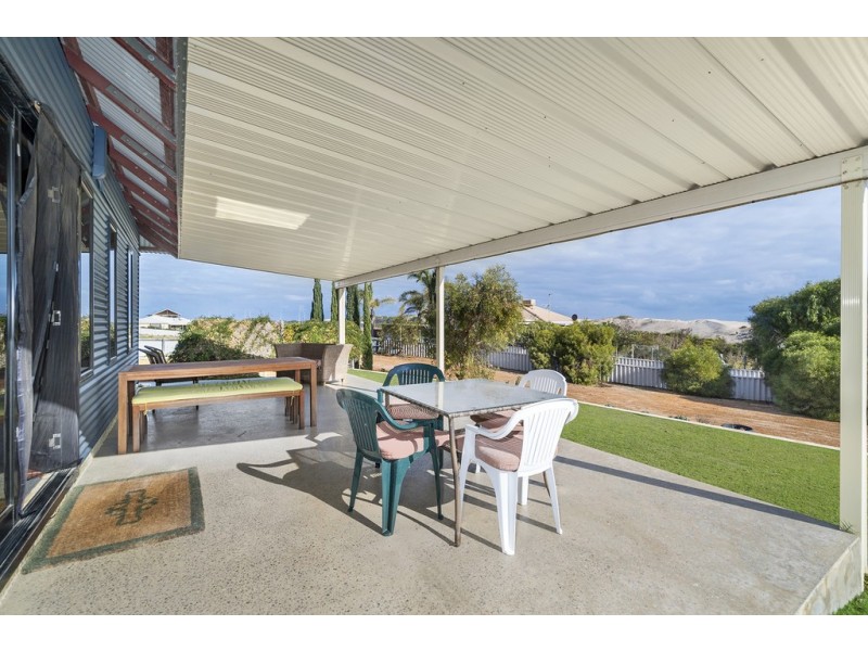 1 Evana Terrace, Wandina WA 6530