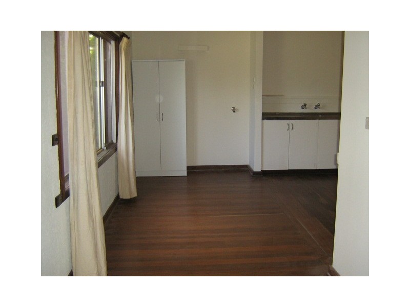 21 Dampier Street BEACHLANDS, Geraldton WA 6530