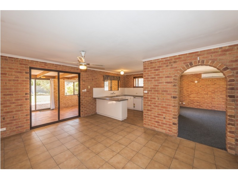 9 Brighton Close, Tarcoola Beach WA 6530