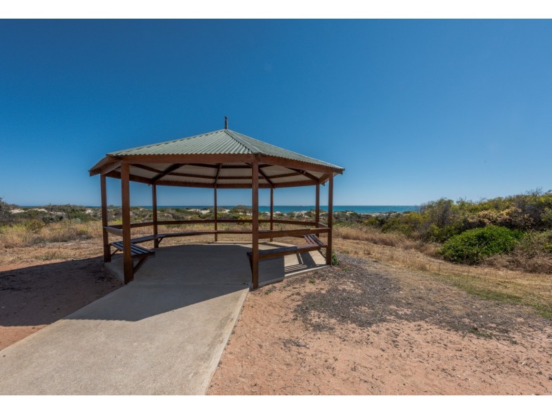 9 Brighton Close, Tarcoola Beach WA 6530