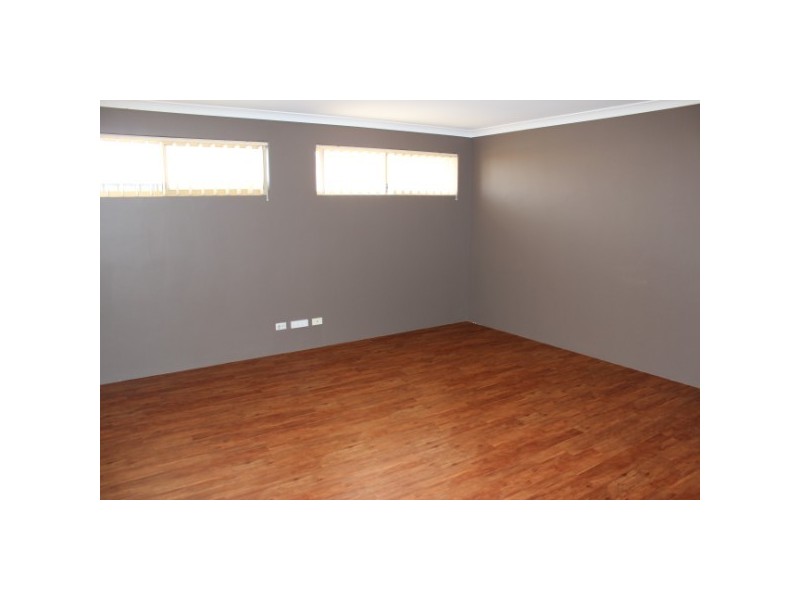 19 Hillview Drive, Drummond Cove WA 6532