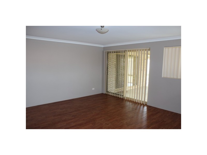 19 Hillview Drive, Drummond Cove WA 6532