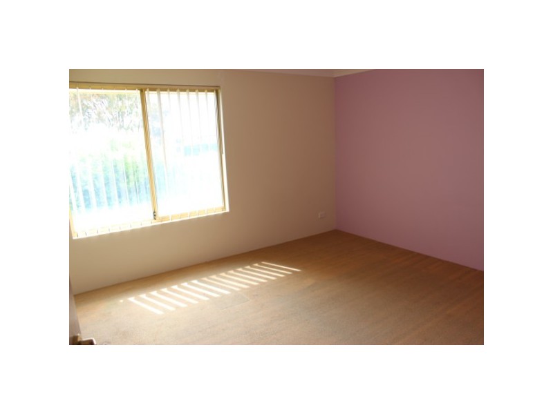 19 Hillview Drive, Drummond Cove WA 6532