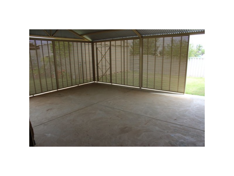 19 Hillview Drive, Drummond Cove WA 6532