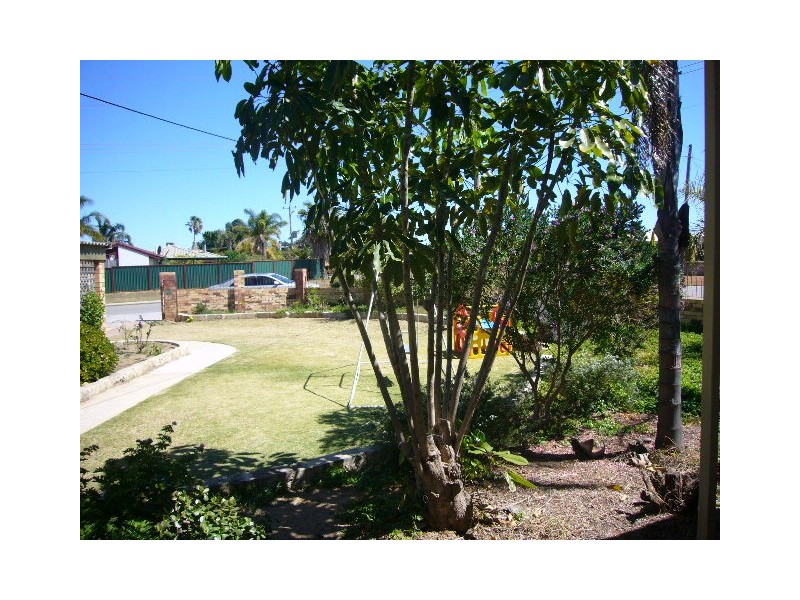 1  Kenny Crescent, Rangeway WA 6530