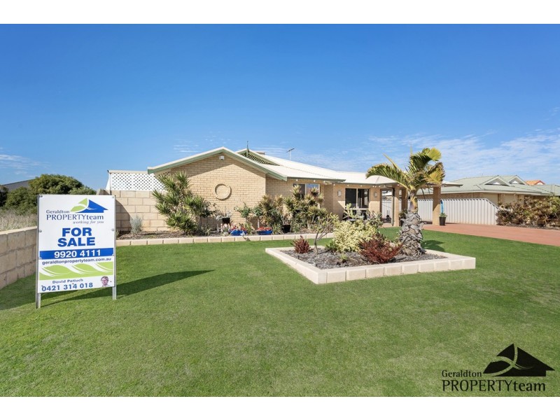 26 Hillview Drive, Drummond Cove WA 6532