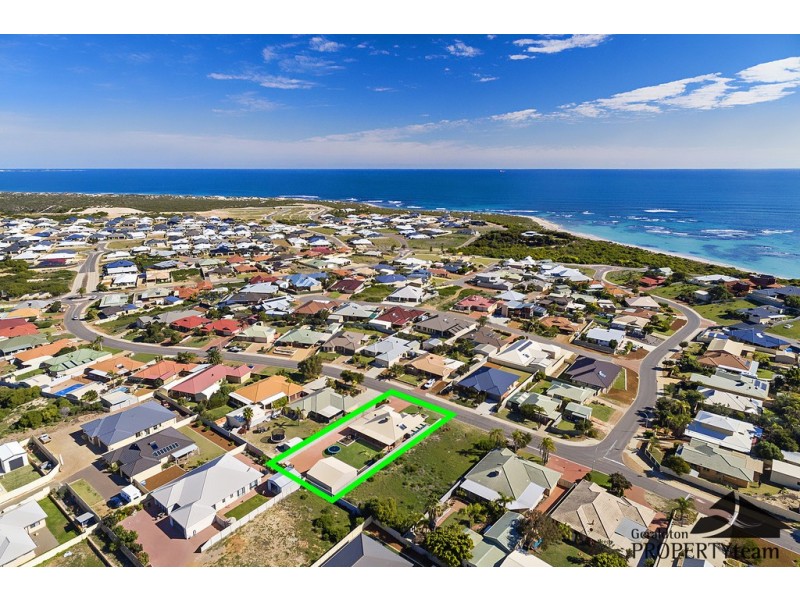 26 Hillview Drive, Drummond Cove WA 6532