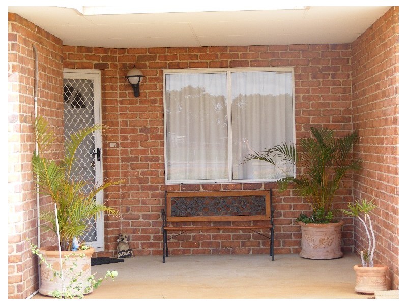 3 Smart Drive, Deepdale WA 6532