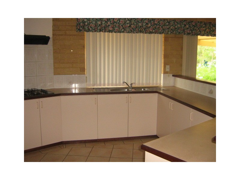 10 Mildwaters Close MOUNT TARCOOLA, Geraldton WA 6530