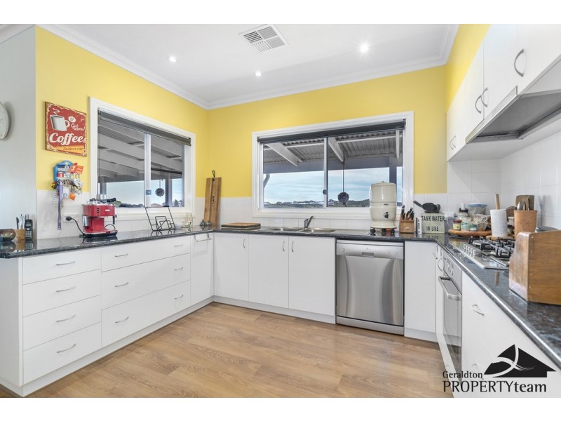 52 Church Street, Dongara WA 6525