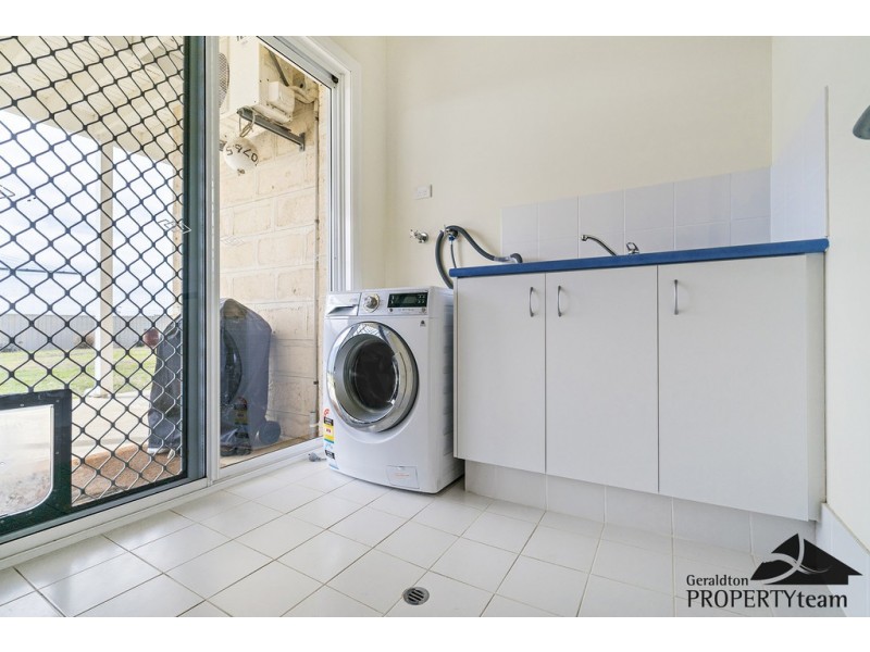 52 Church Street, Dongara WA 6525