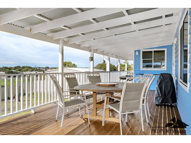 52 Church Street, Dongara WA 6525