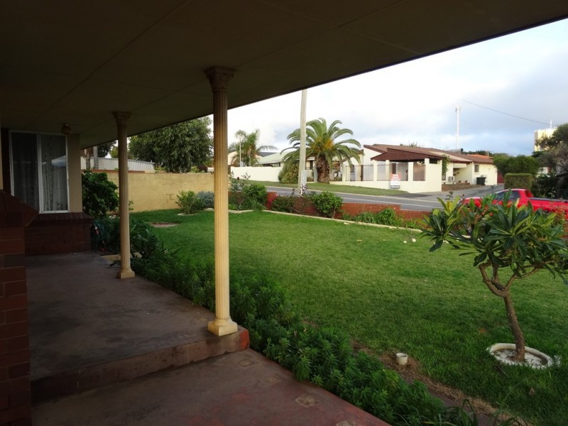 19 Ackland Road, Mount Tarcoola WA 6530