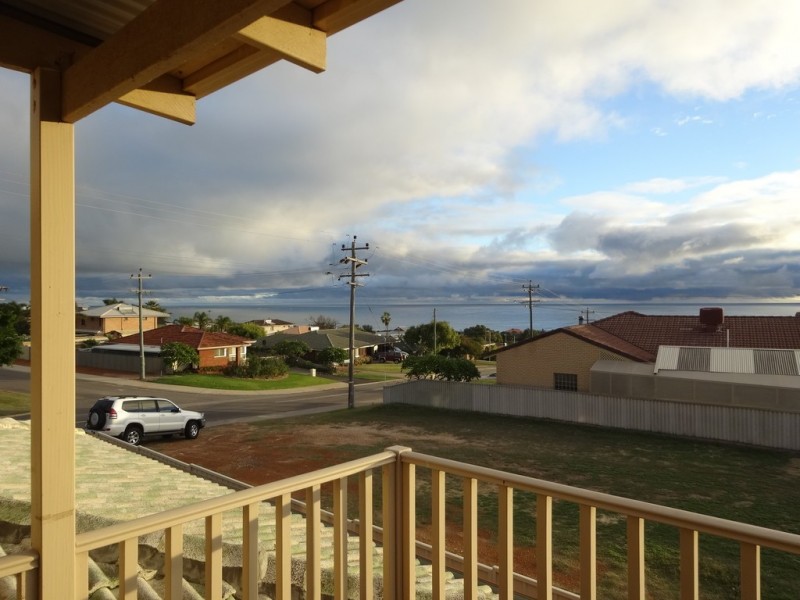 19 Ackland Road, Mount Tarcoola WA 6530