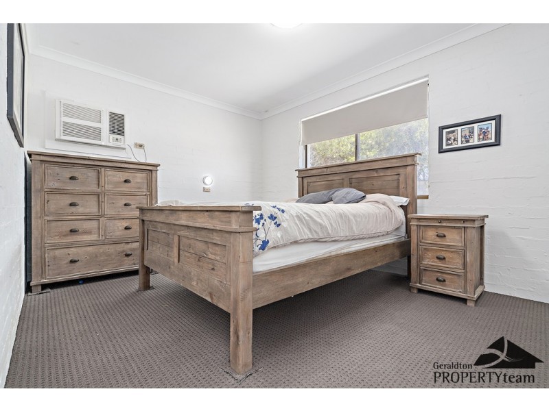 5 Lockyer Road, Tarcoola Beach WA 6530