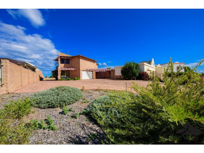 28 Glendinning Rd, Tarcoola Beach WA 6530