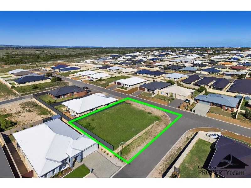 16 Waterwitch Outlook, Wandina WA 6530