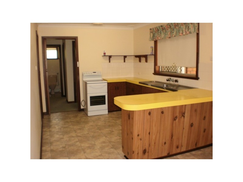 4  Green Street, BLUFF POINT, Geraldton WA 6530