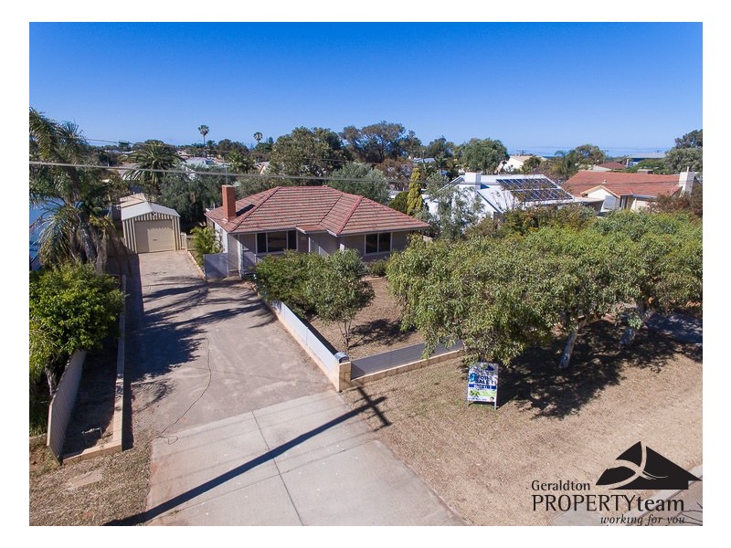 17 Eastbourne Road, Sunset Beach WA 6530